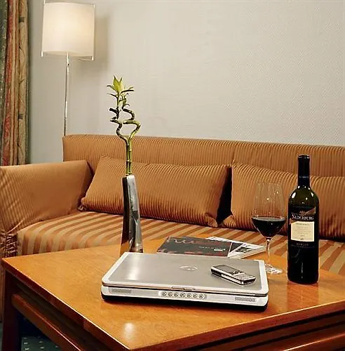 B-Hotel Dusseldorf Hotel
